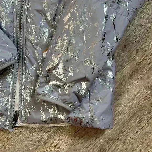 The North Face Girls’ Reversible Mossbud Parka, Large (Size 12) - Picture 4 of 13